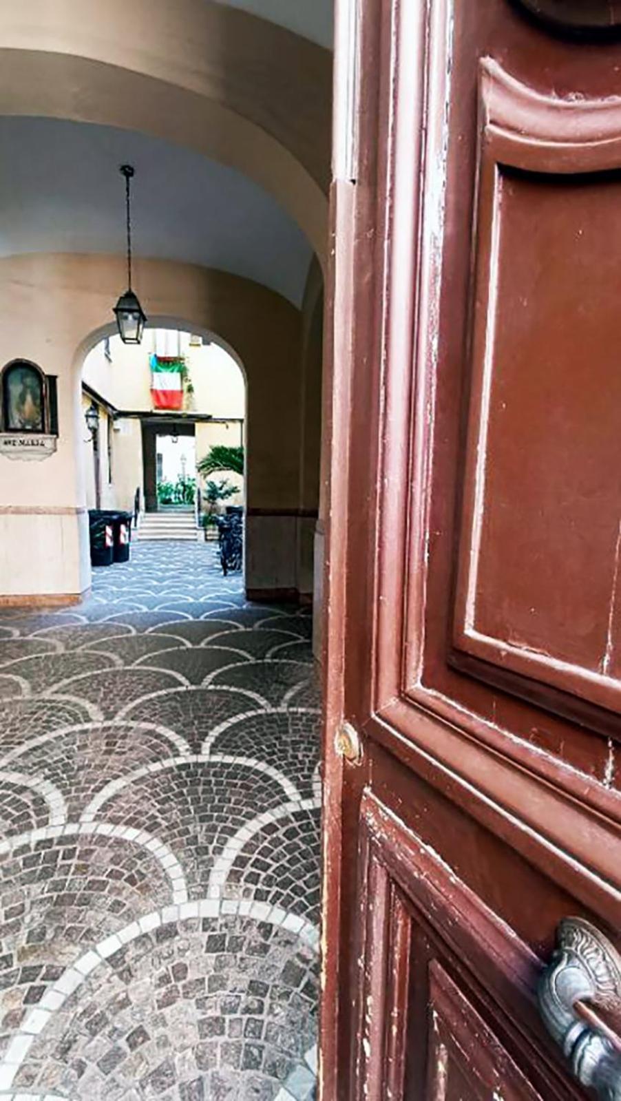 Mamomi House * Rome